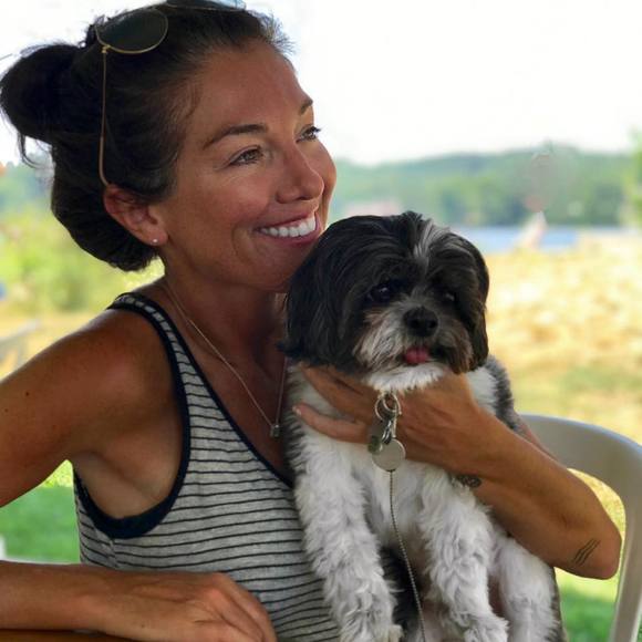 Meet your Posher, Yolanda - Picture 1 of 1